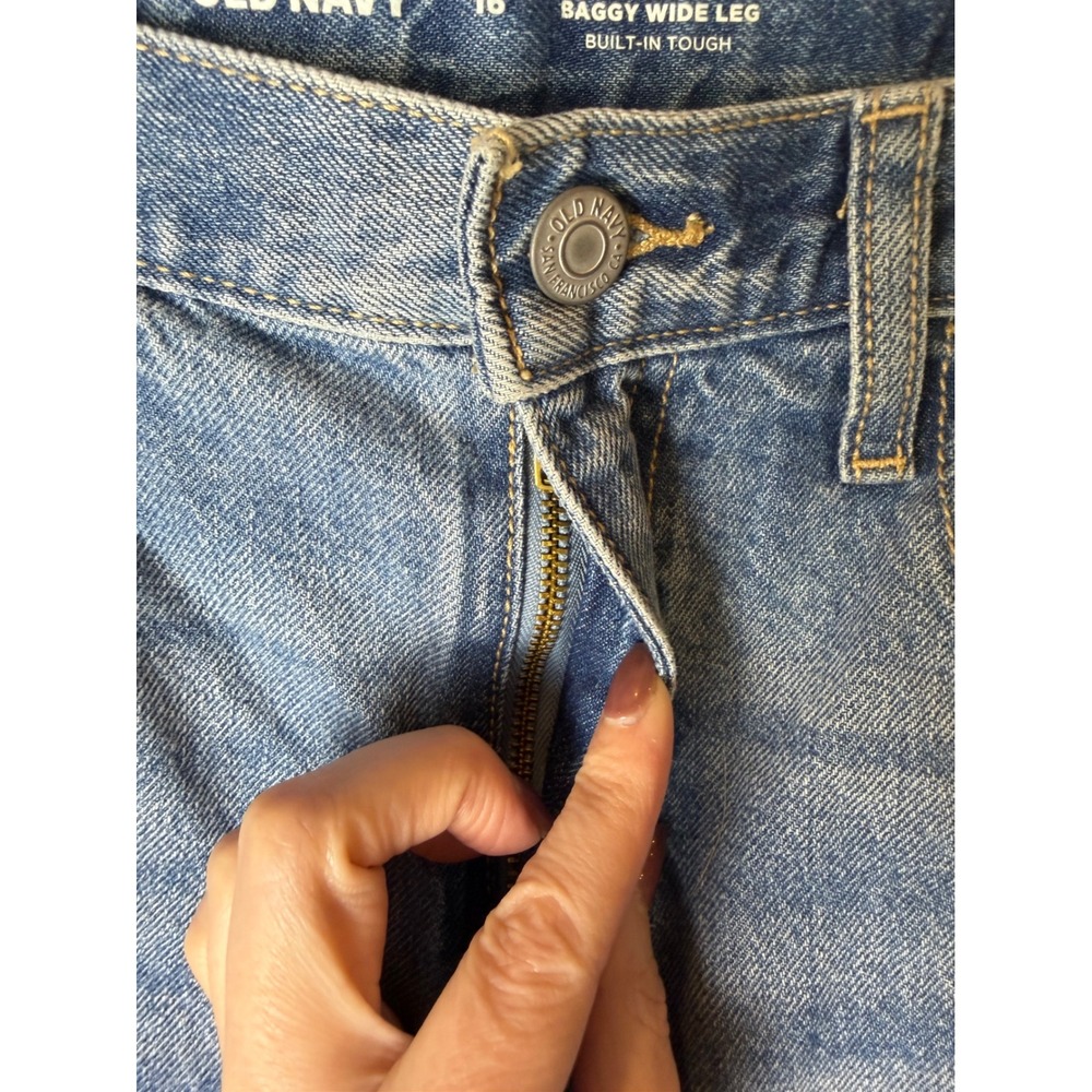Old Navy Light Blue Wide Leg Jeans - Picture 7 of 11